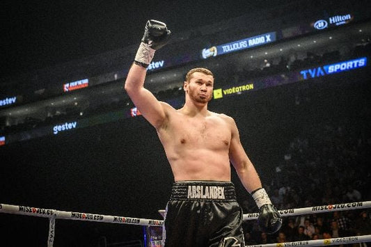 Heavyweight Contenders Makhmudov and Vianello Set to Clash on August 17 in Quebec City