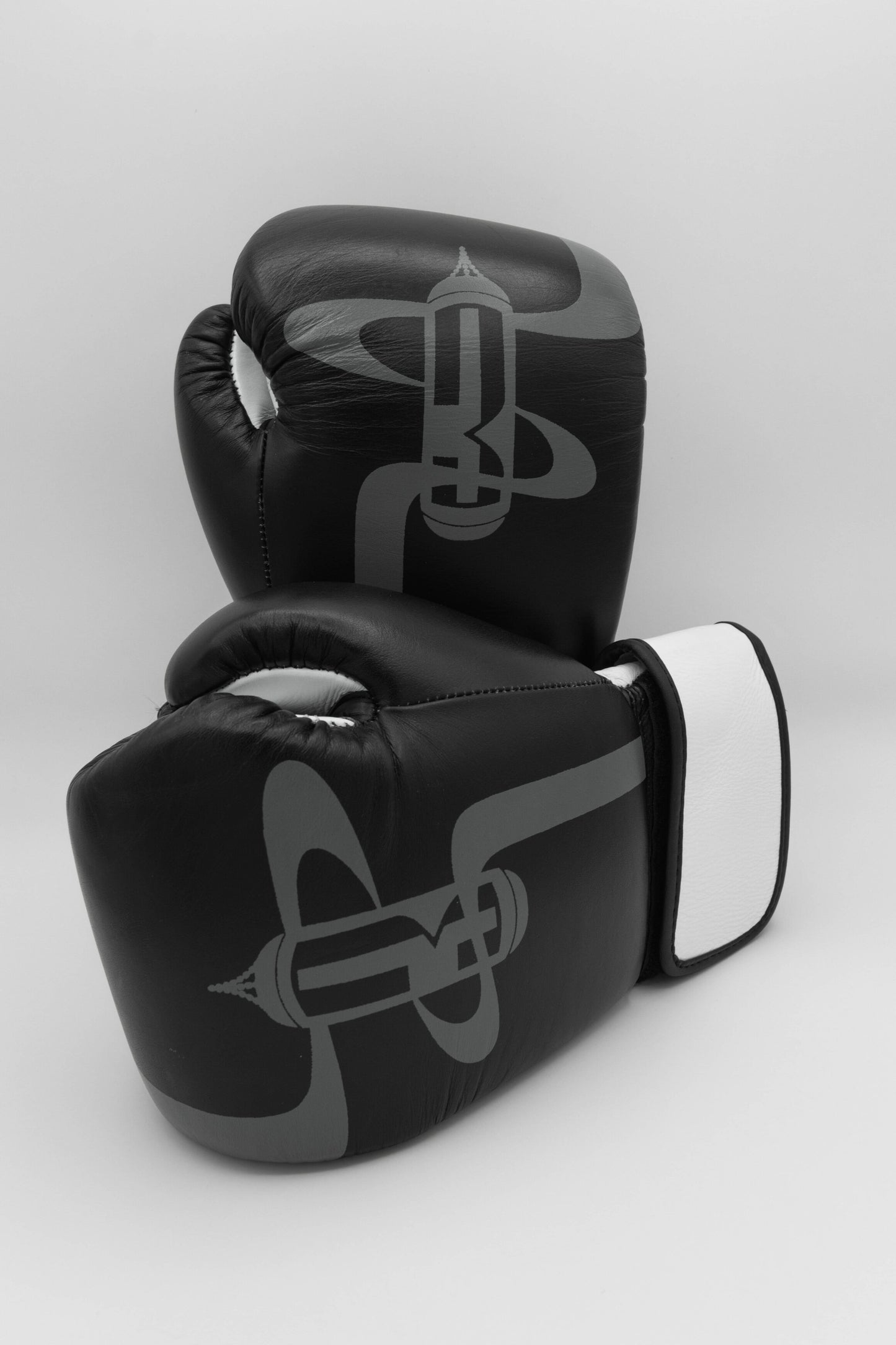 Traze Phantom bag gloves