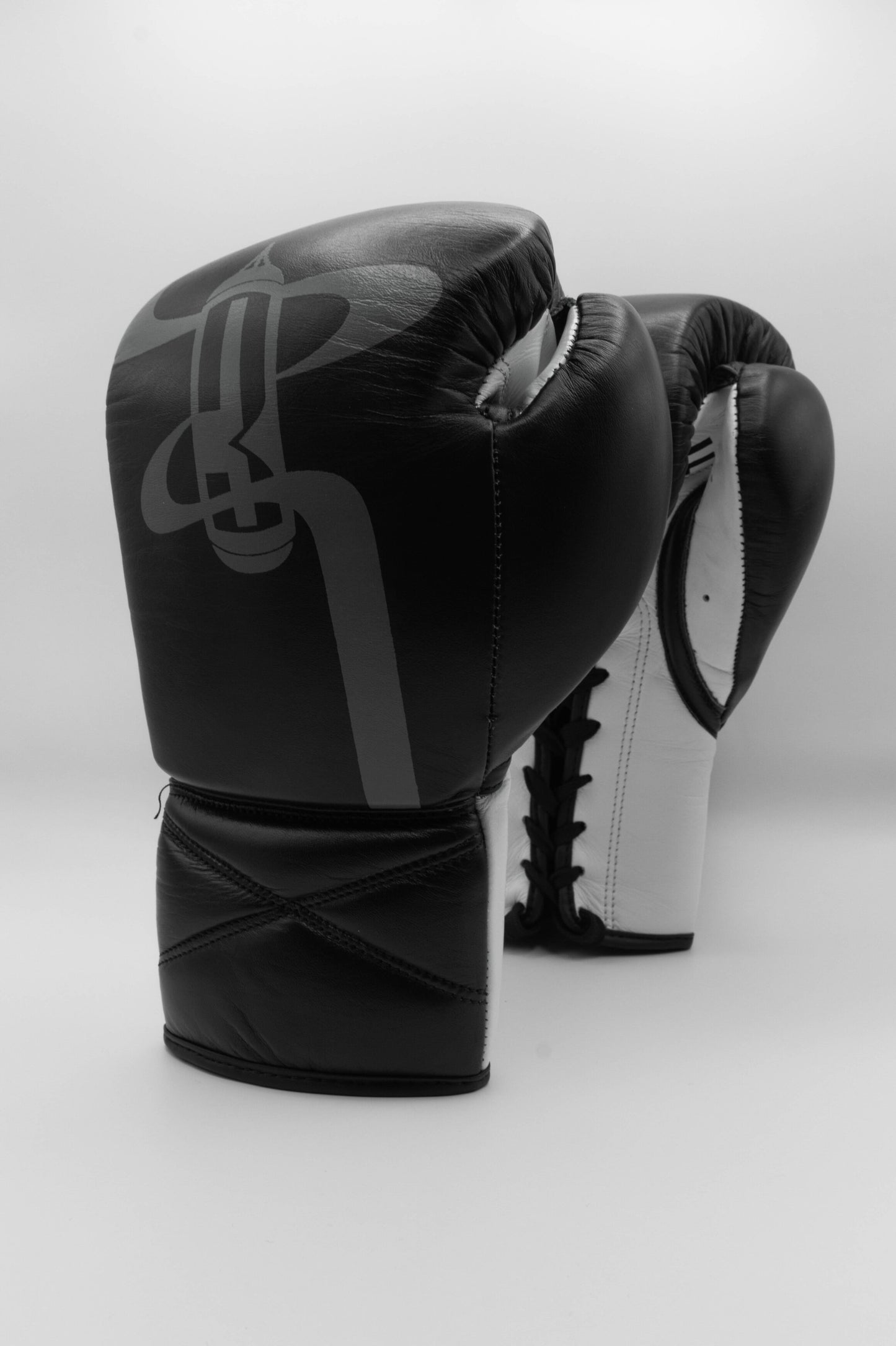 Traze Phantom sparring gloves
