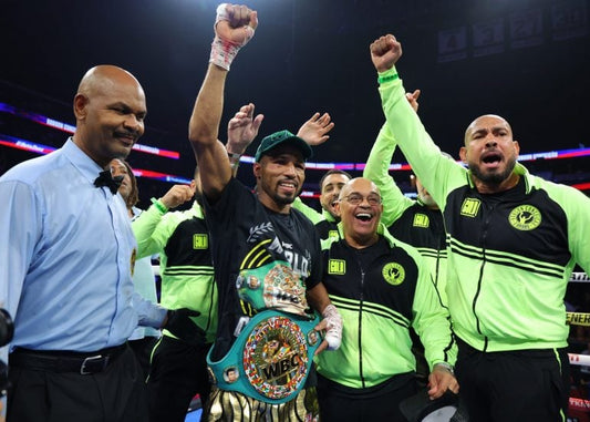 Controversy in Newark: Conceicao Claims WBC Belt in Split Decision Shock